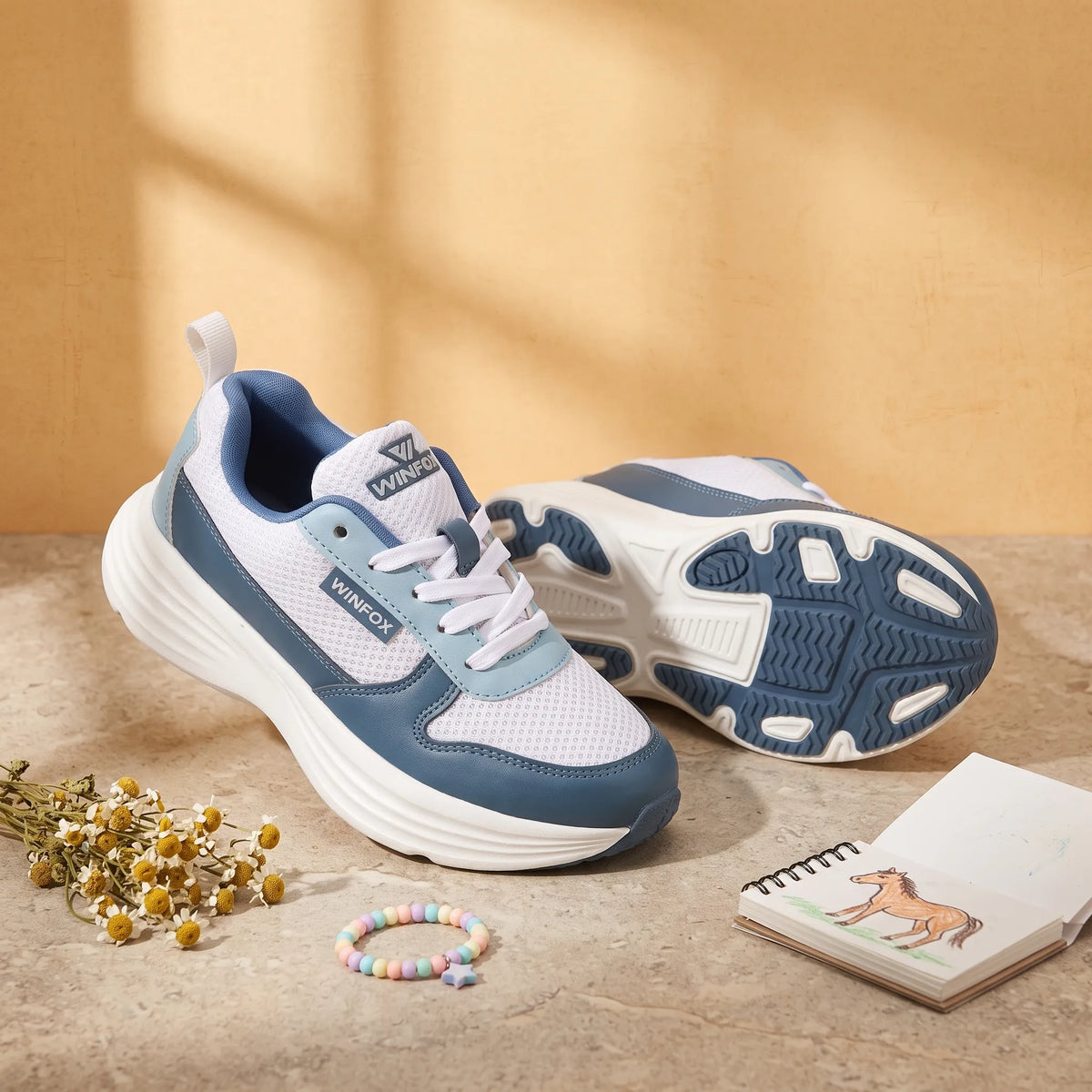 WINFOX Jasmine Girls' Cushioned Sneakers — White