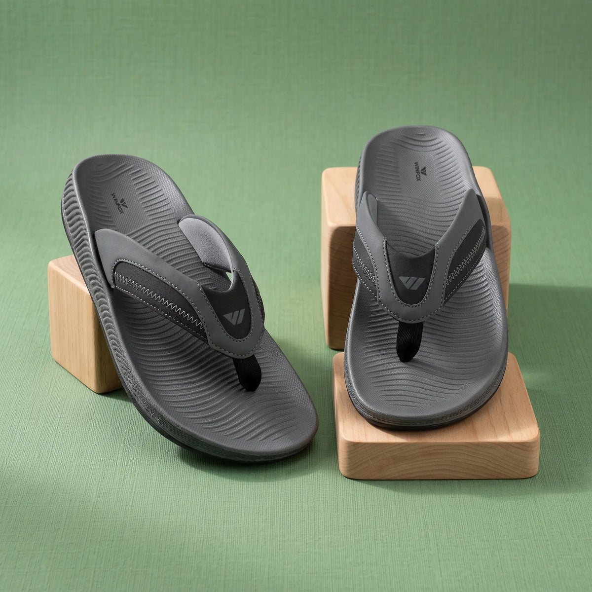 WINFOX Phantom Cushioned Flip Flops for Men — Dark Grey / Black